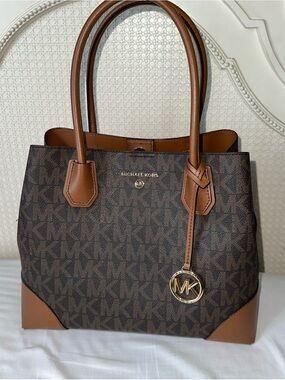 Michael Kors Signature Top-Handle Mercer Gallery Brown Gold Satchel Tote